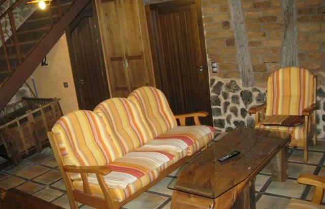 Gasthaus La Boteria Salas De Los Infantes Exterior foto